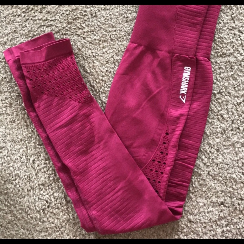 Gymshark seamless leggings. Red.